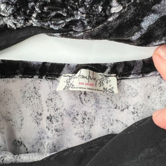 Free People Velvet Mini Dress Nightie M Gray Leopard Romantic Dark Fairycore - Picture 7 of 11